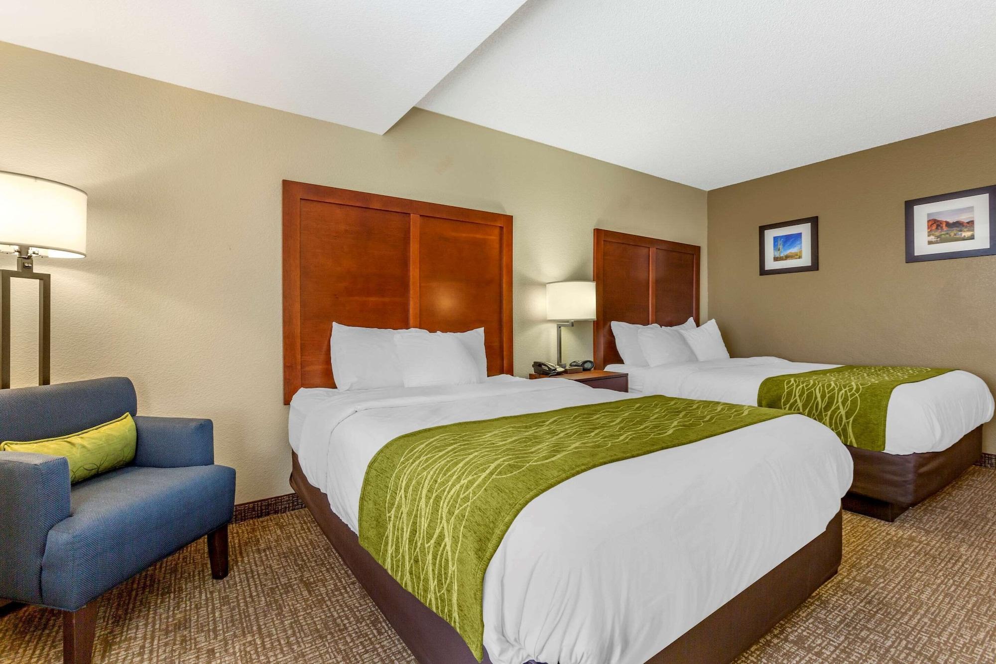 Comfort Inn & Suites Phoenix North - Deer Valley Esterno foto