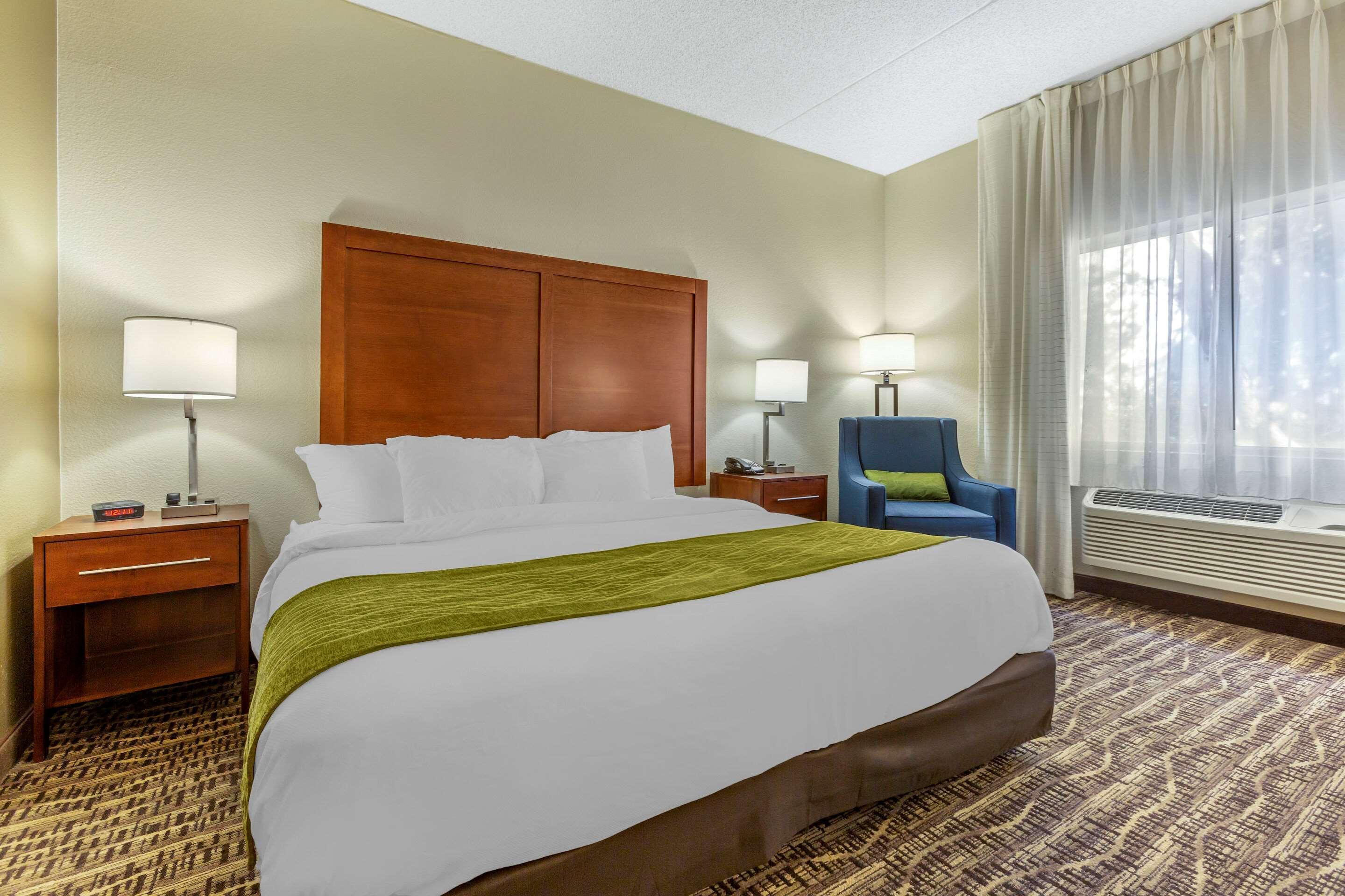 Comfort Inn & Suites Phoenix North - Deer Valley Esterno foto